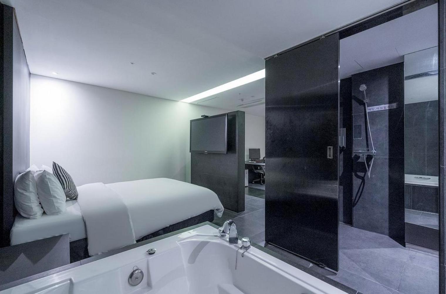 Adlige Hotel Seul Esterno foto